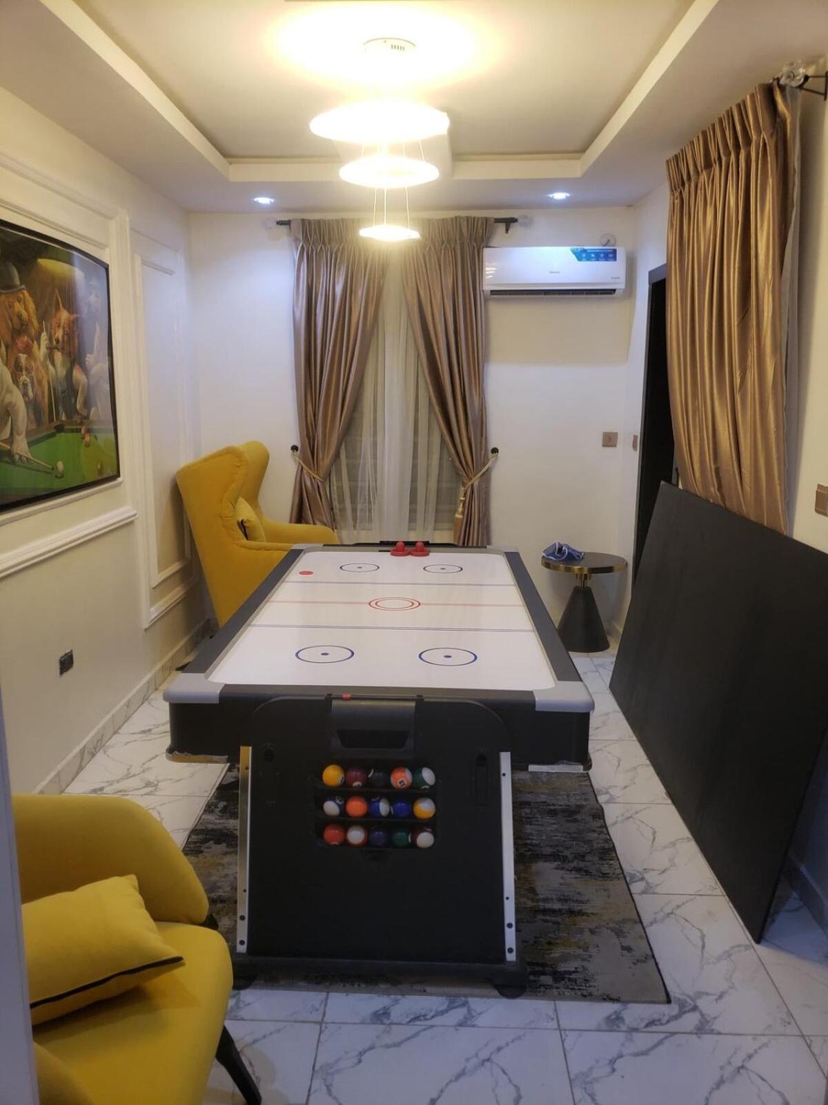 3 Bedroom Duplex In Ikorodu Exterior foto