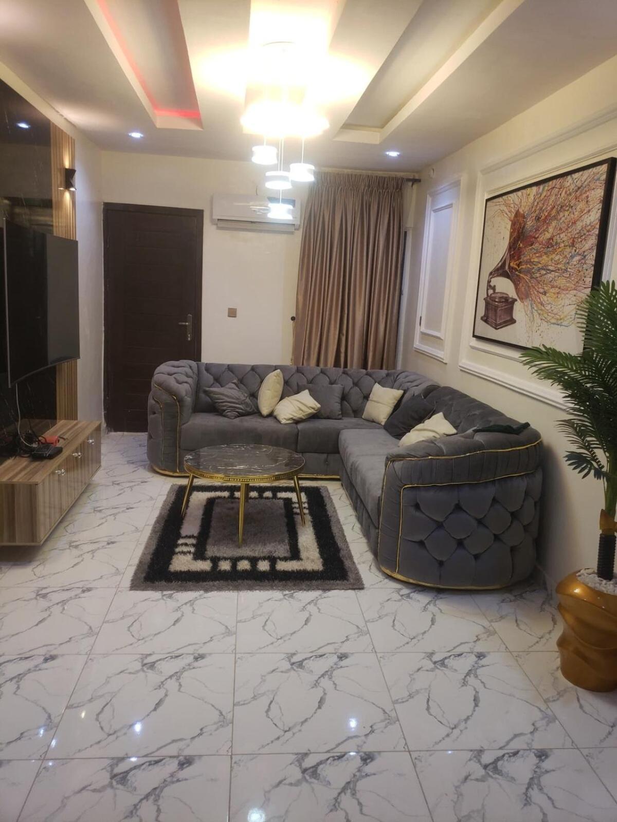 3 Bedroom Duplex In Ikorodu Exterior foto